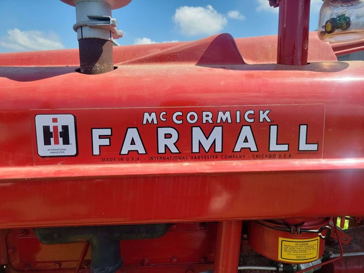 1941-farmall-m-with-m&w-nine-speed-transmission-image-17