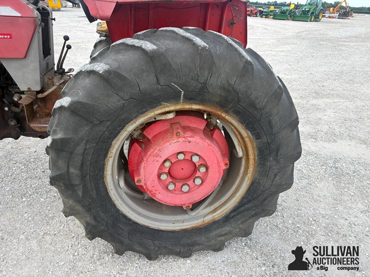 massey-ferguson-175-image-10