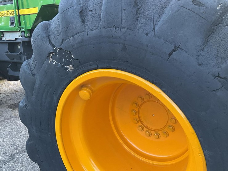 2006-deere-648g-iii-image-45