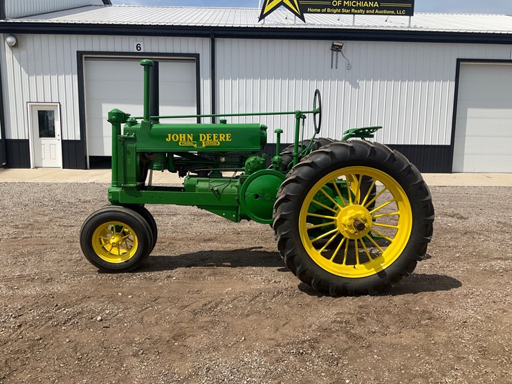 1935-john-deere-model-a-image-2