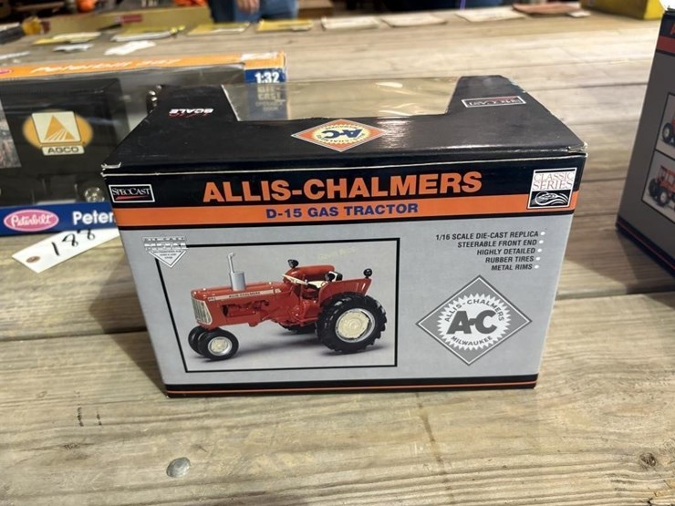 allis-chalmers-highly-detailed-d15-nf-by-speccast-image-4