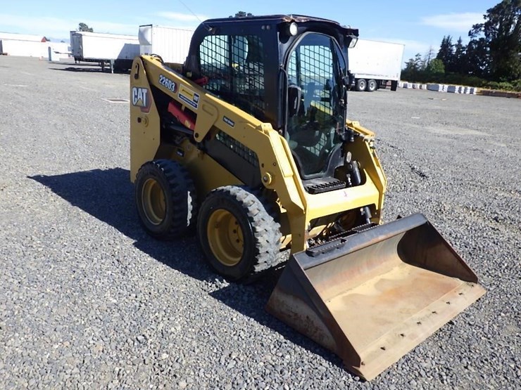 2014-caterpillar-226d3-image-7