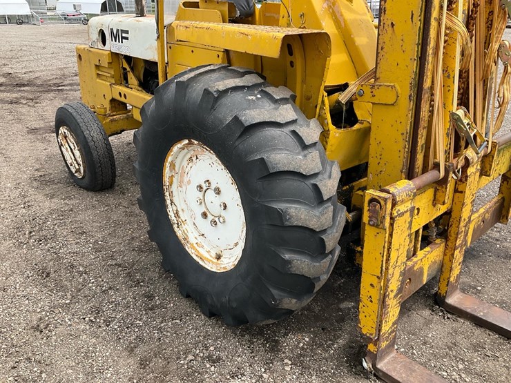 massey-ferguson-2500-image-10