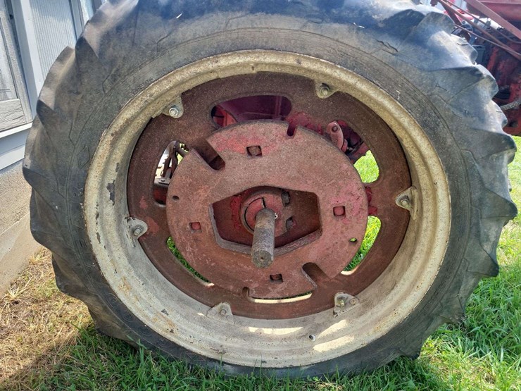 1953-farmall-super-c-image-14