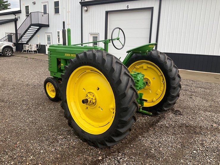 1941-john-deere-b-image-3