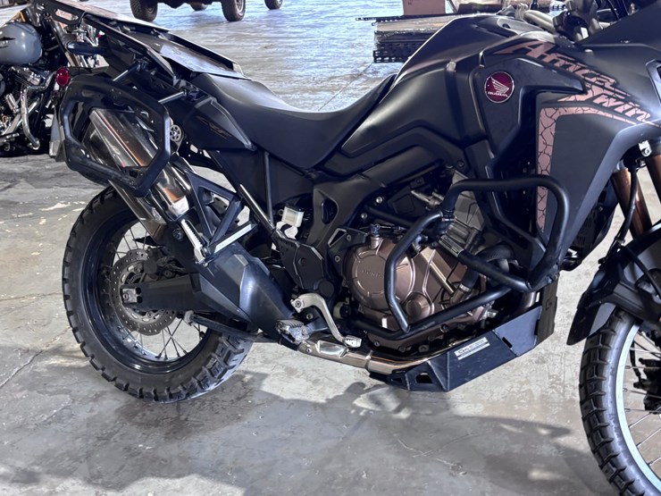 #35369-•-2018-honda-crf1000-image-8