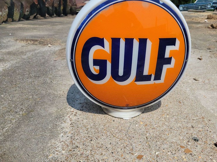 original-gulf-gas-pump-globe-image-2