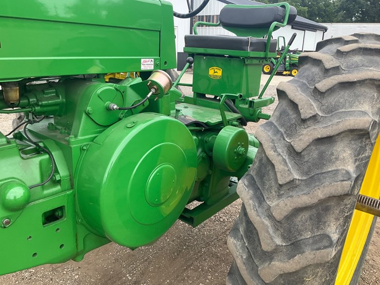 1955-john-deere-70-image-18
