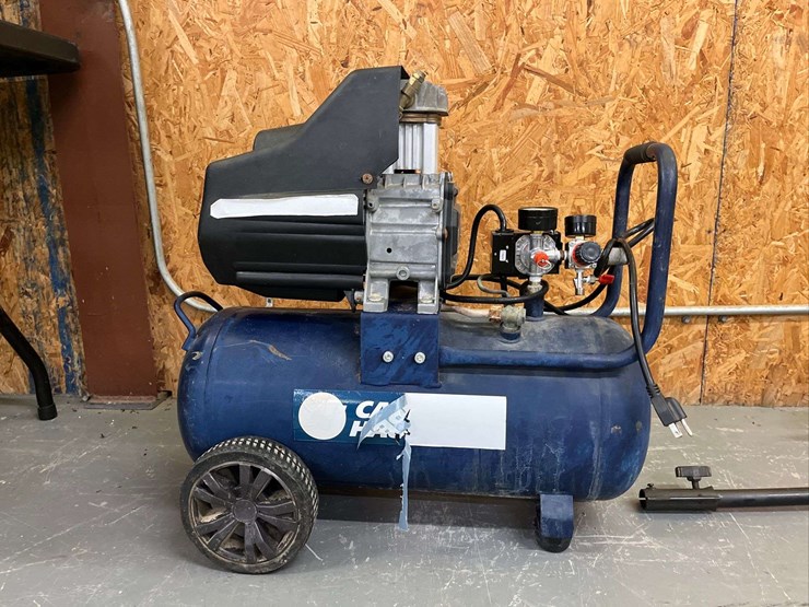 campbell-8-gallon-150psi-portable-air-compressor-image-1