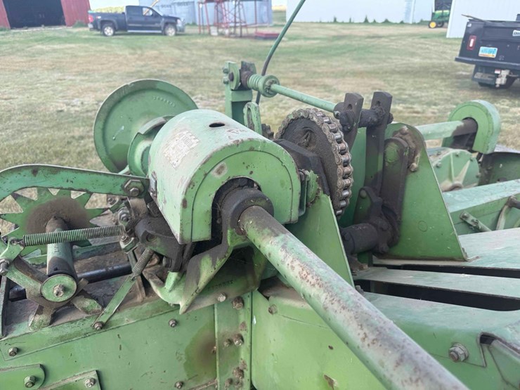 john-deere-14t-image-6