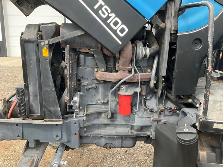 new-holland-ts100-image-65