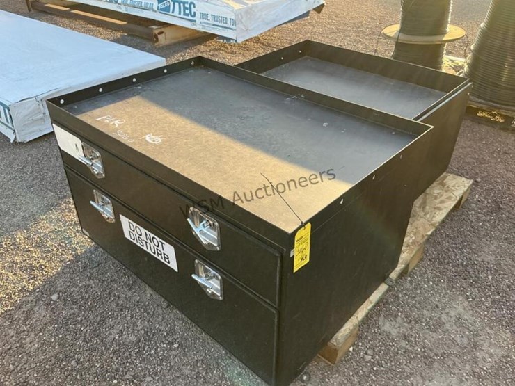 (2)-steel-toolboxes-image-4
