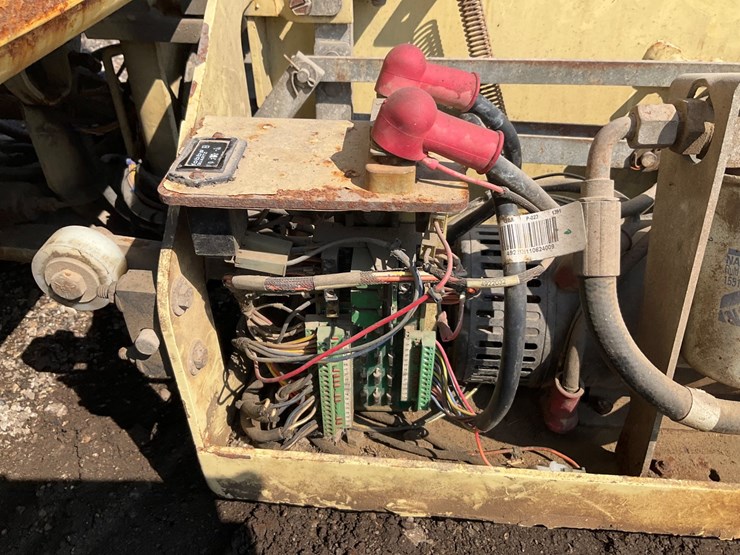 jlg-1932e2-image-18
