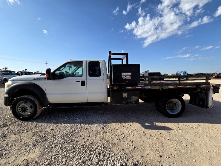 2013-ford-f550-image-8
