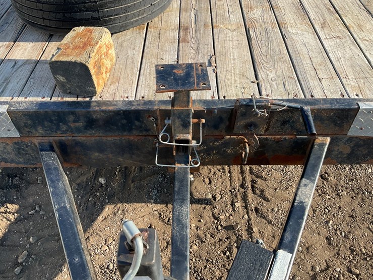 #2201-•-2017-spartan-20ch-tilt-equipment-trailer-image-12