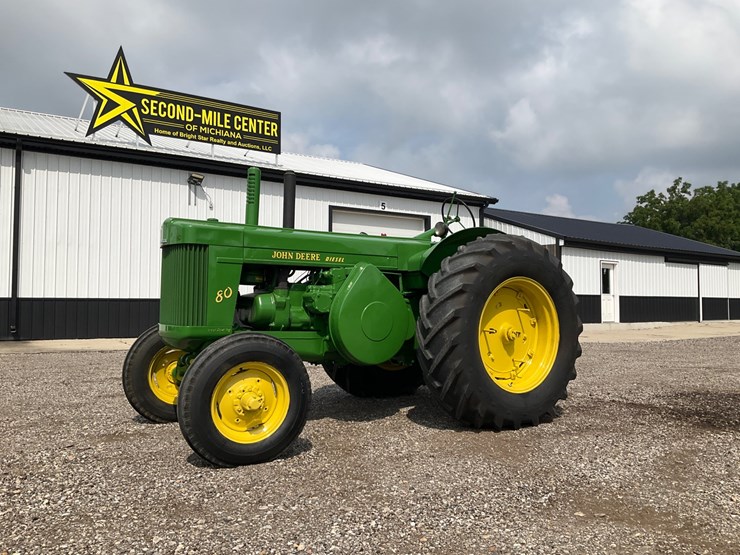 1956-john-deere-80-image-1