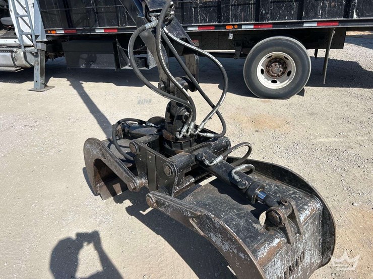 2019-ford-f750-image-28