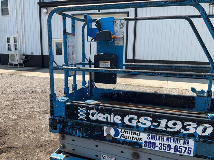1998-genie-gs1930-image-25