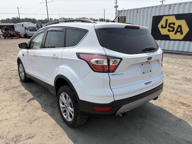 2018-ford-escape-se-image-6