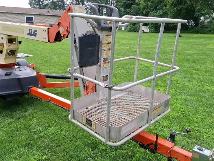 2016-jlg-t500j-image-25