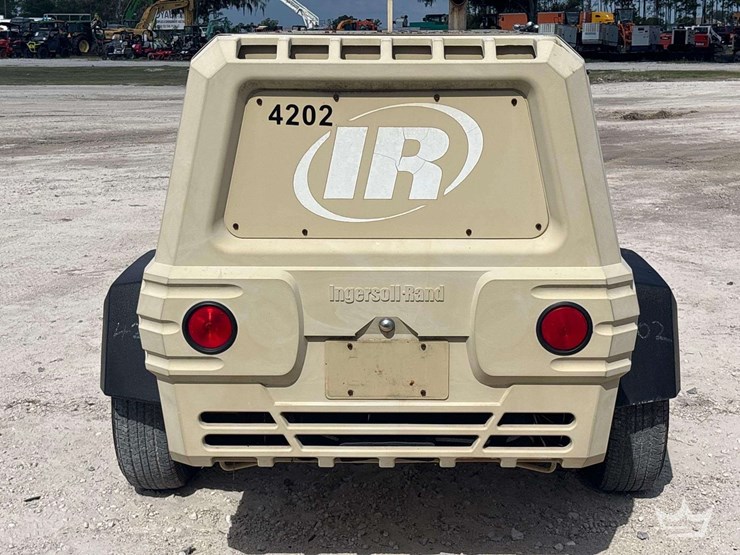 2004-ingersoll-rand-p185wjd-image-24