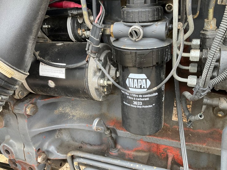 new-holland-ts100-image-54