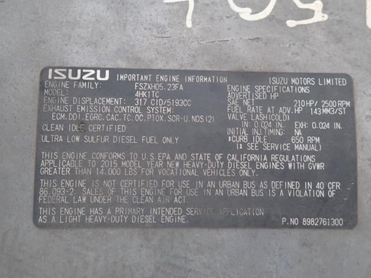 2016-isuzu-npr-image-8