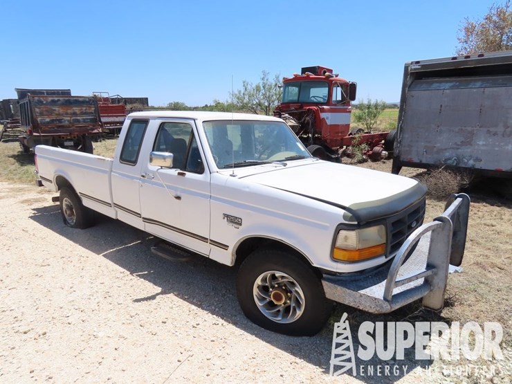 1994-ford-f250-xl-image-2