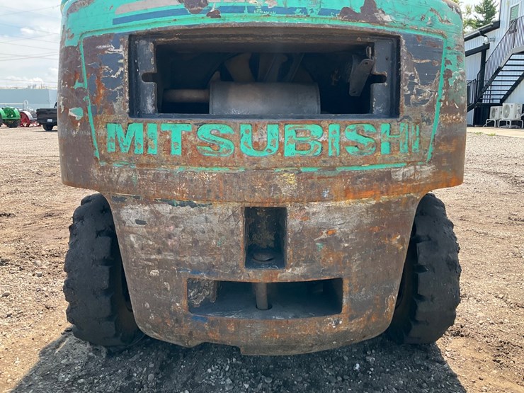 mitsubishi-fg25-image-27