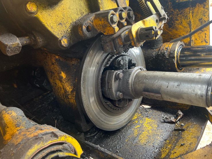 john-deere-440c-image-50
