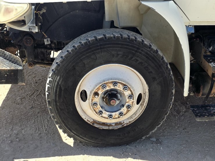 2008-international-durastar-4300-image-15