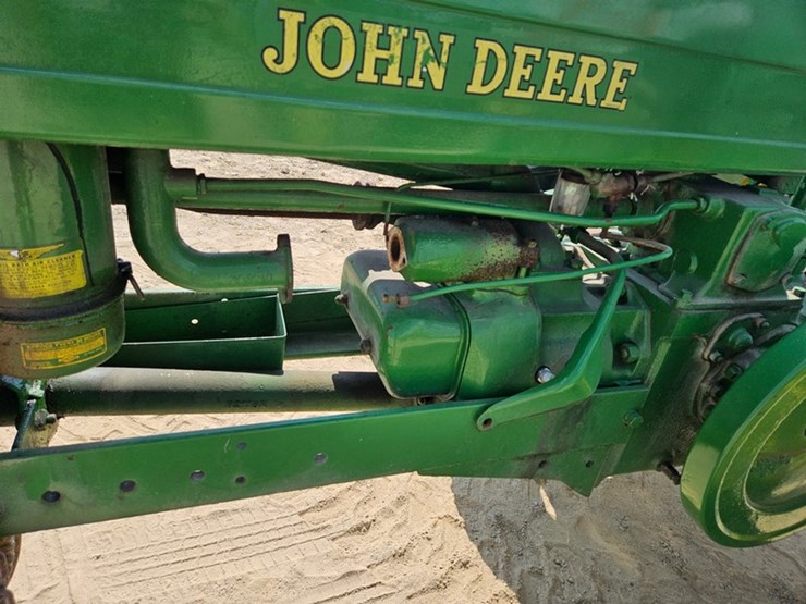 john-deere-b-image-11