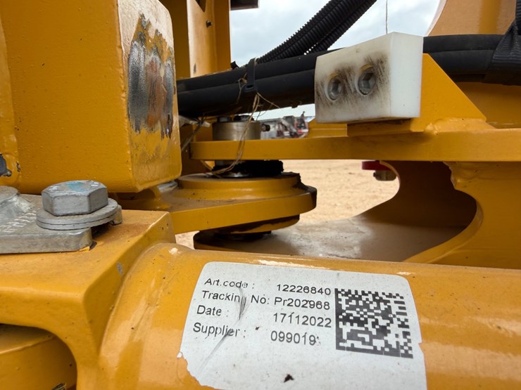 2023-john-deere-g-image-24