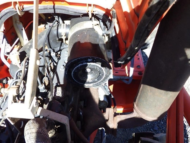 kubota-b2150hsd-image-15