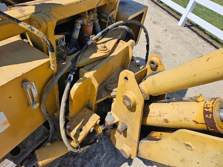 john-deere-18-image-22