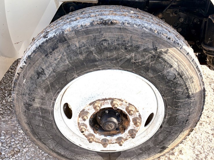 2012-international-durastar-4300-image-15