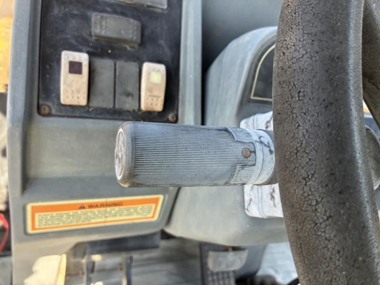 2000-caterpillar-436c-image-28