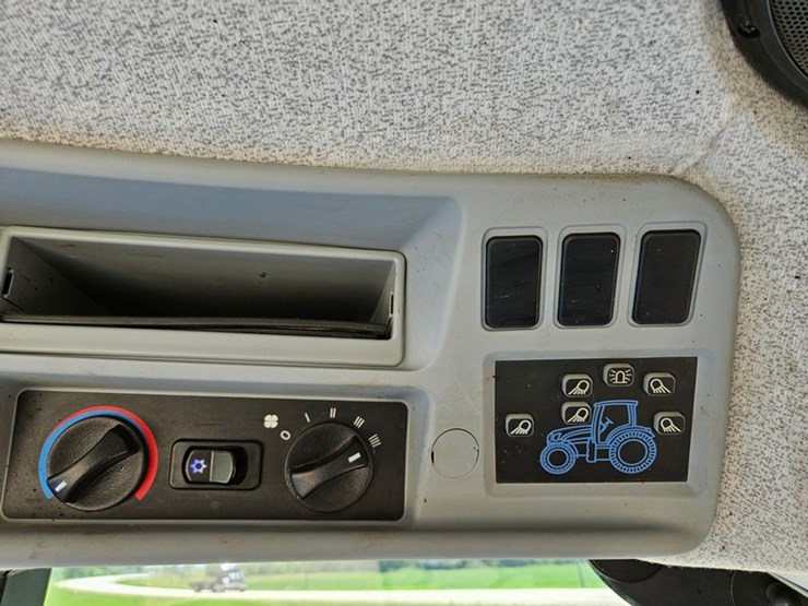 new-holland-t6.155-image-41