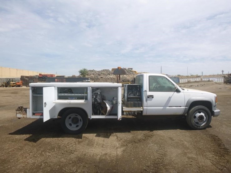 1999-gmc-3500-image-7