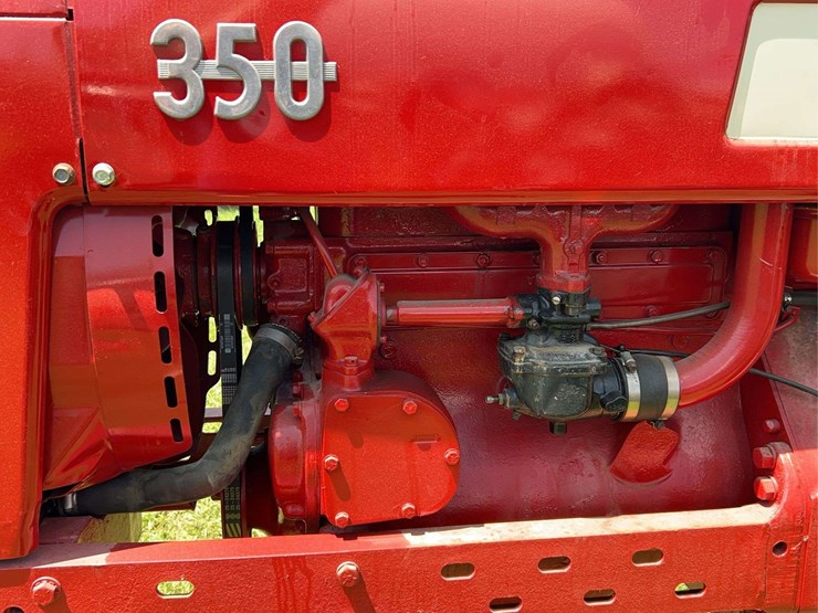 1957-farmall-350-image-9