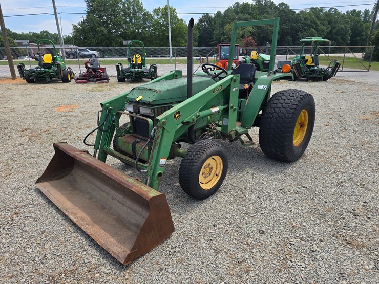 john-deere-1070-image-1