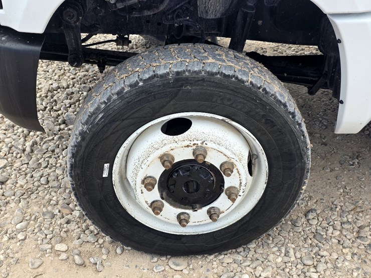 2023-chevrolet-silverado-4500hd-image-12