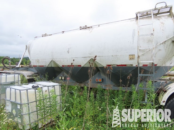 1969-fruehauf-trailer-image-4
