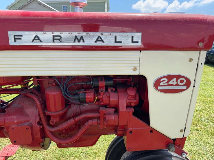 1958-farmall-240-image-27