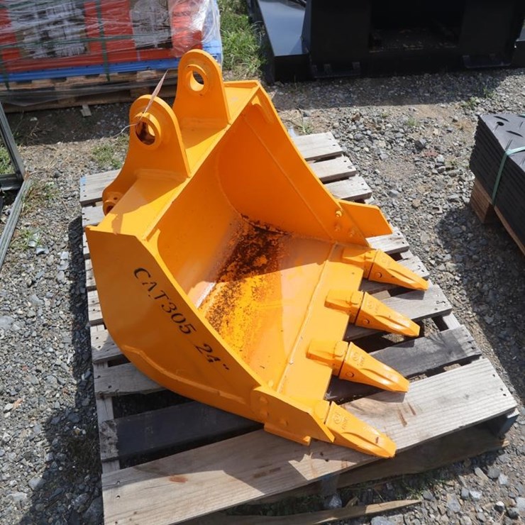 CATERPILLAR 305