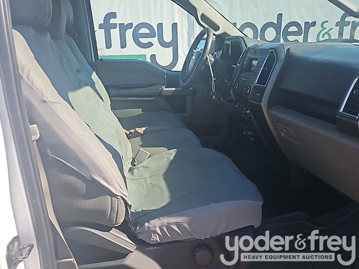 2016-ford-f150-image-35