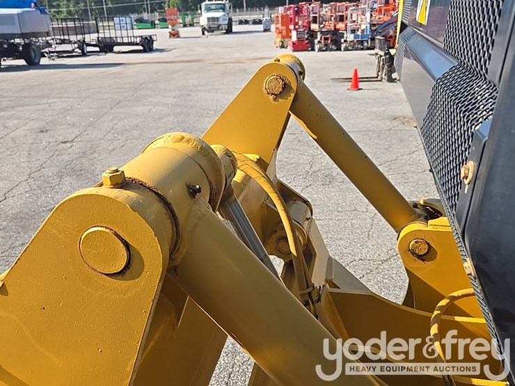 2019-caterpillar-140m3-image-34