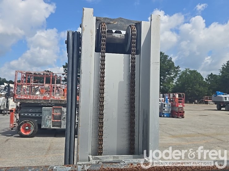 2018-jlg-20mvl-image-16