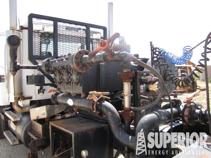 2004-massey-ferguson-8-image-7