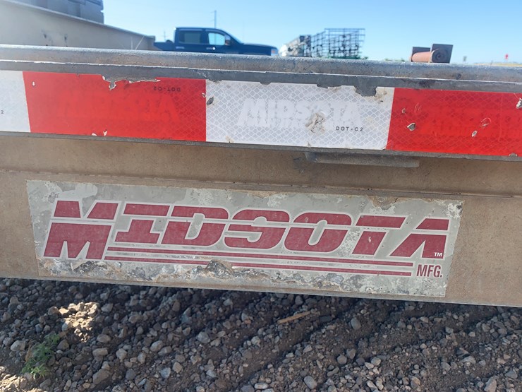midsota-tilt-bed-trailer-image-12